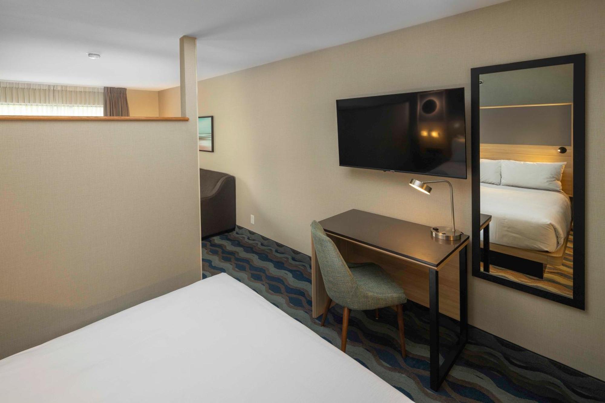 Accent Vancouver Airport Richmond