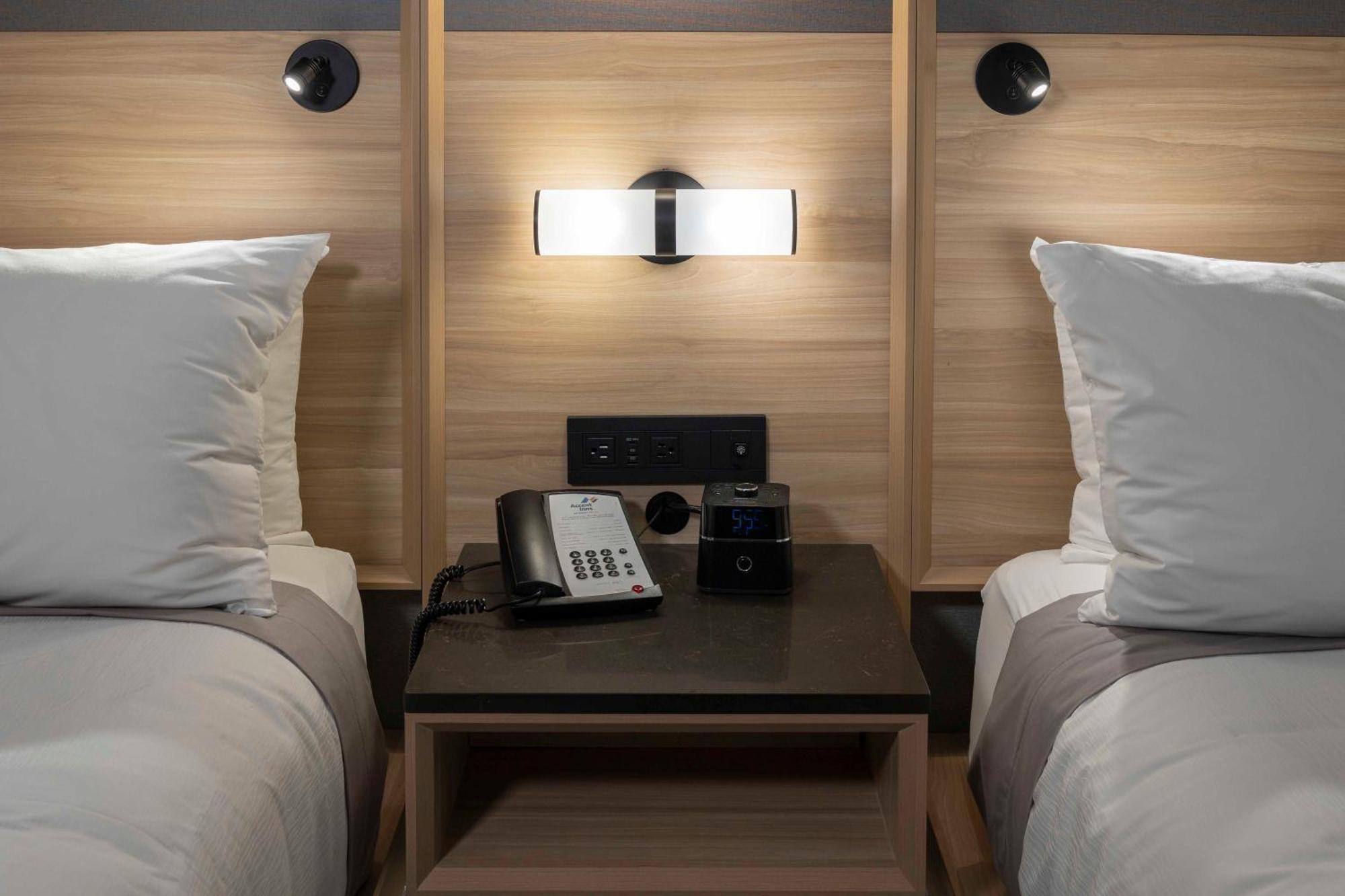 Hotel Accent Vancouver Airport