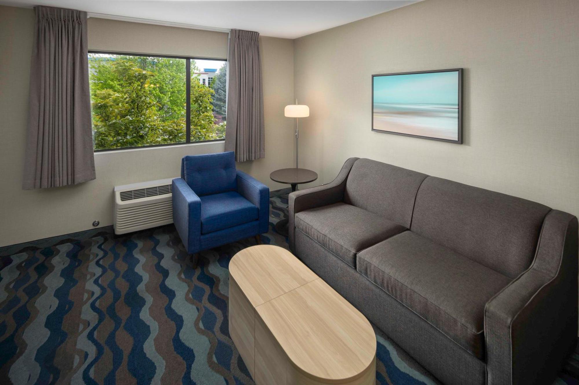 Accent Vancouver Airport 3* Richmond