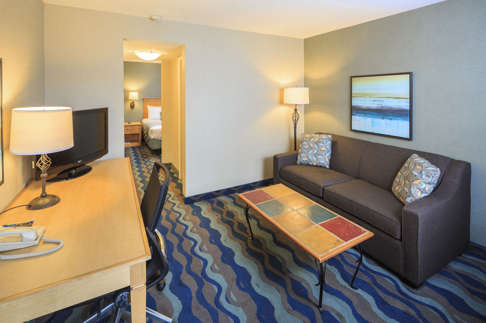 Accent Vancouver Airport 3* Richmond